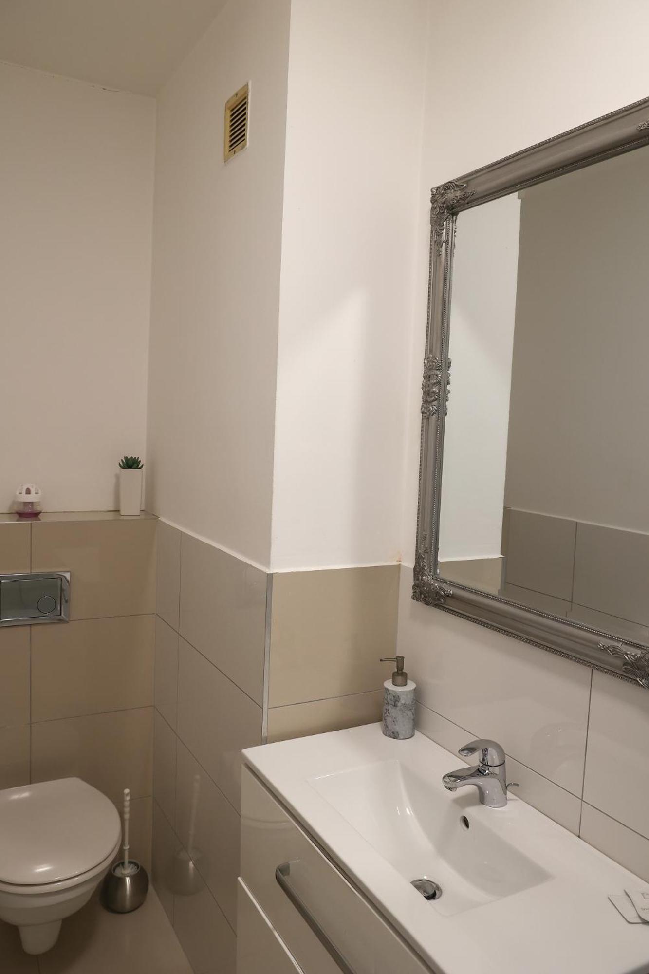 Hotel Forras Komárom Habitación foto